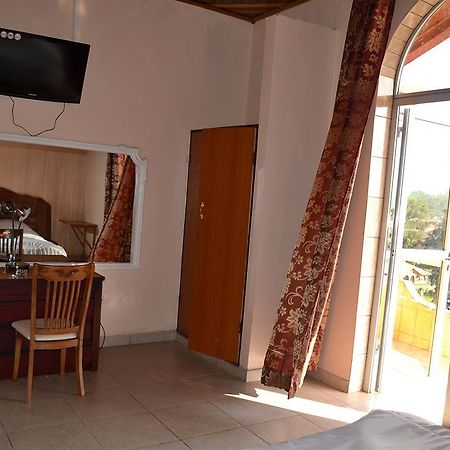 Hotel De Malte Dschang Exterior photo