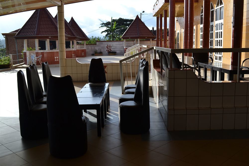 Hotel De Malte Dschang Exterior photo